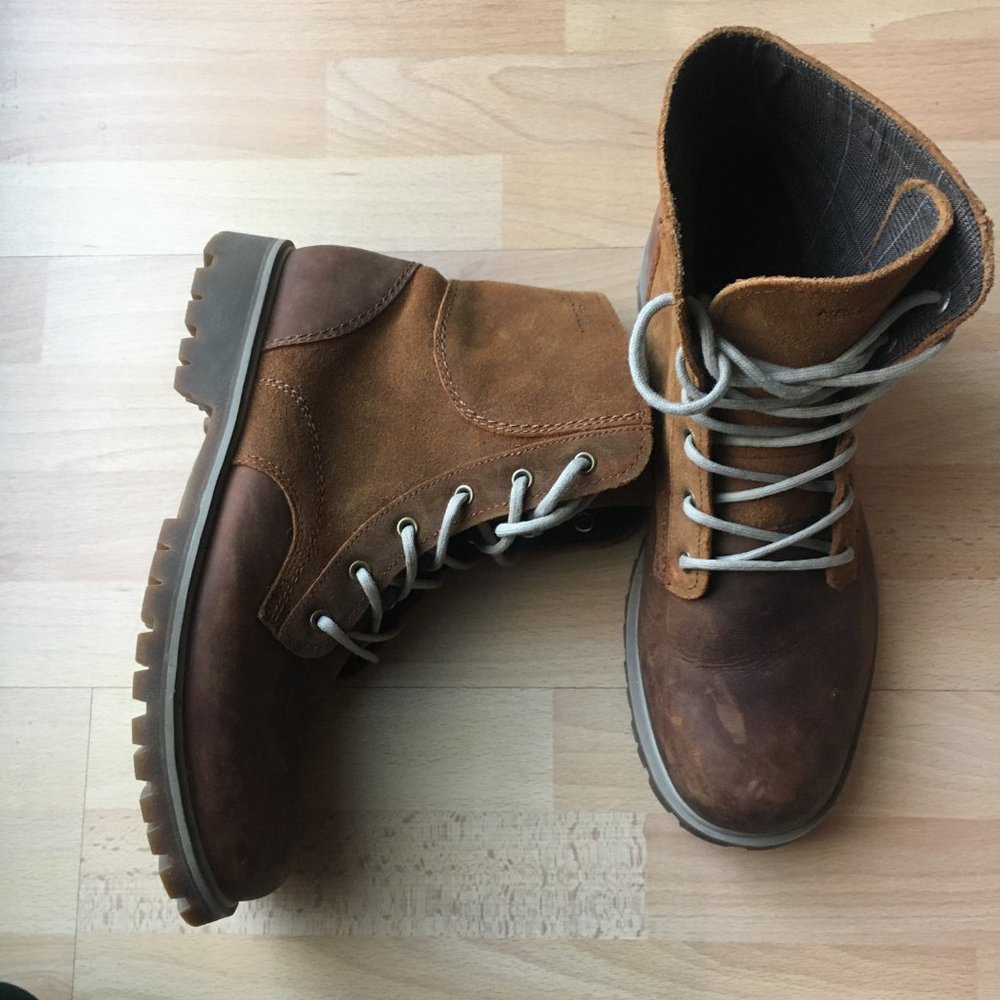 Helly Hansen Waterproof Boots